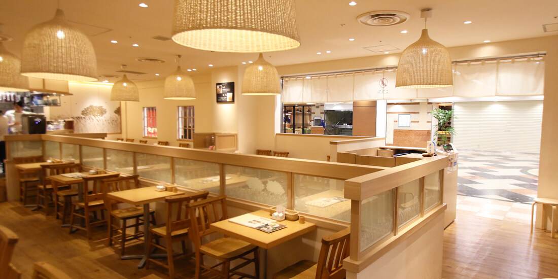 こなな 京都ポルタ店 外観･内観