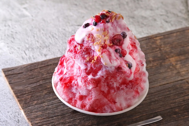 木苺のふわとろかき氷